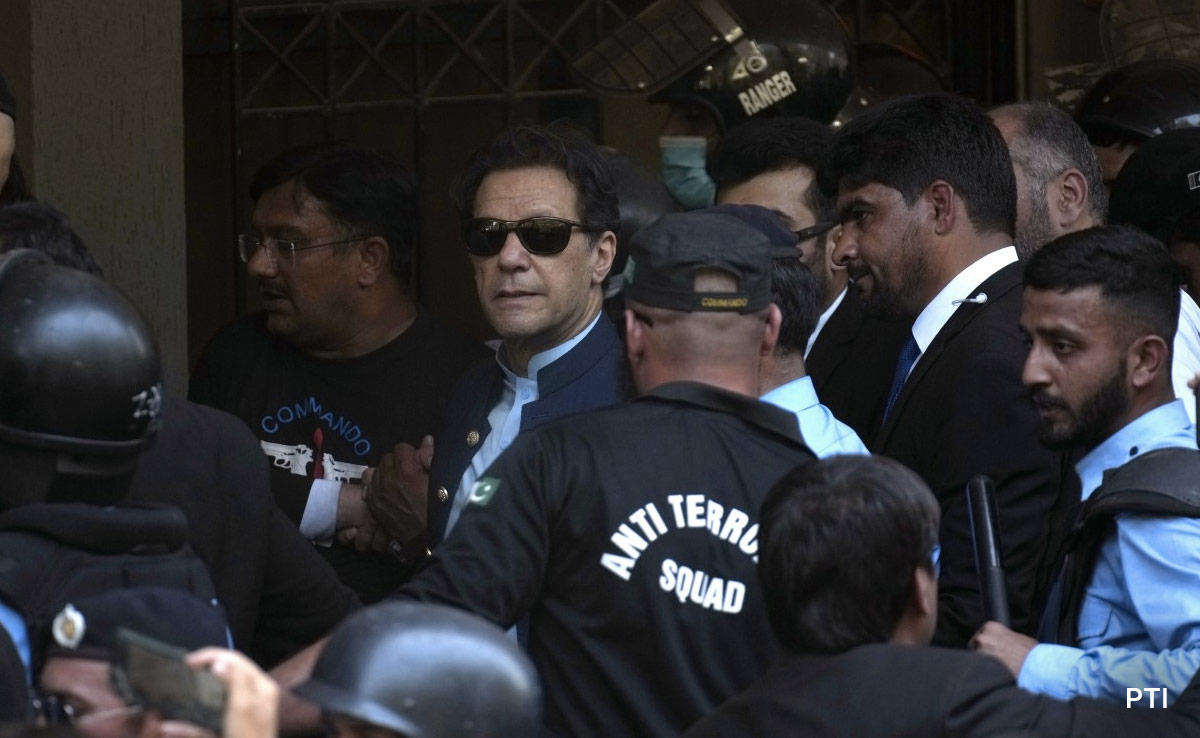 Pak's Ruling Coalition Alleges Supreme Court Favouring Imran Khan