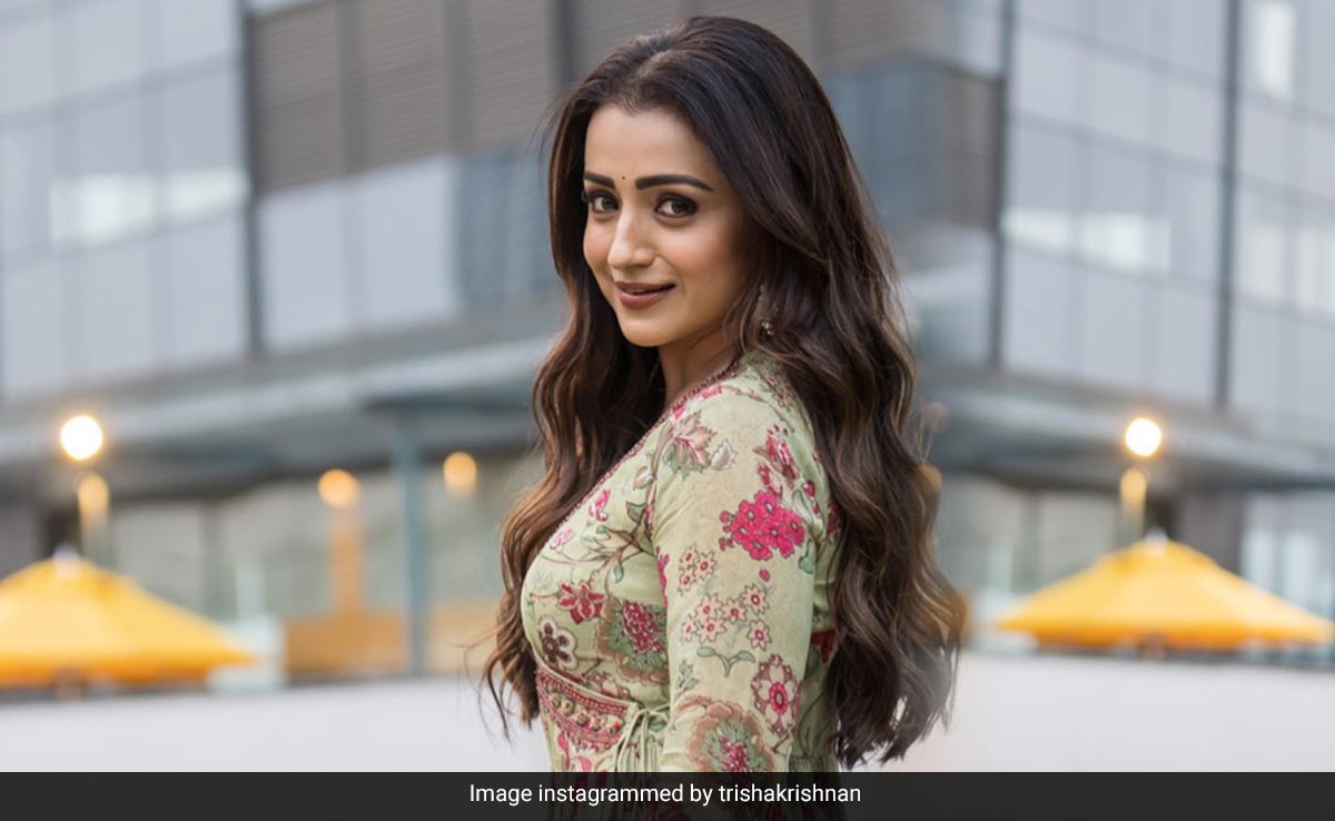In A Pink And Pistachio Green Floral Look, Trisha Krishnan's Summer Style Is Modestly Magnificent