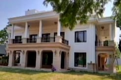 LG को सौंपी गई केजरीवाल के आधिकारिक आवास के नवीनीकरण पर हुए खर्च की विजिलेंस रिपोर्ट LG को सौंपी गई केजरीवाल के आधिकारिक आवास के नवीनीकरण पर हुए खर्च की विजिलेंस रिपोर्ट