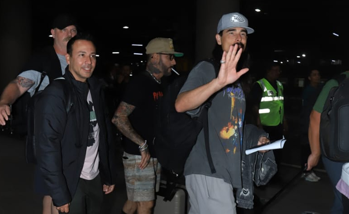 <i>Everybody</i>...Backstreet Boys Are In India. See Airport Pics Of The Band