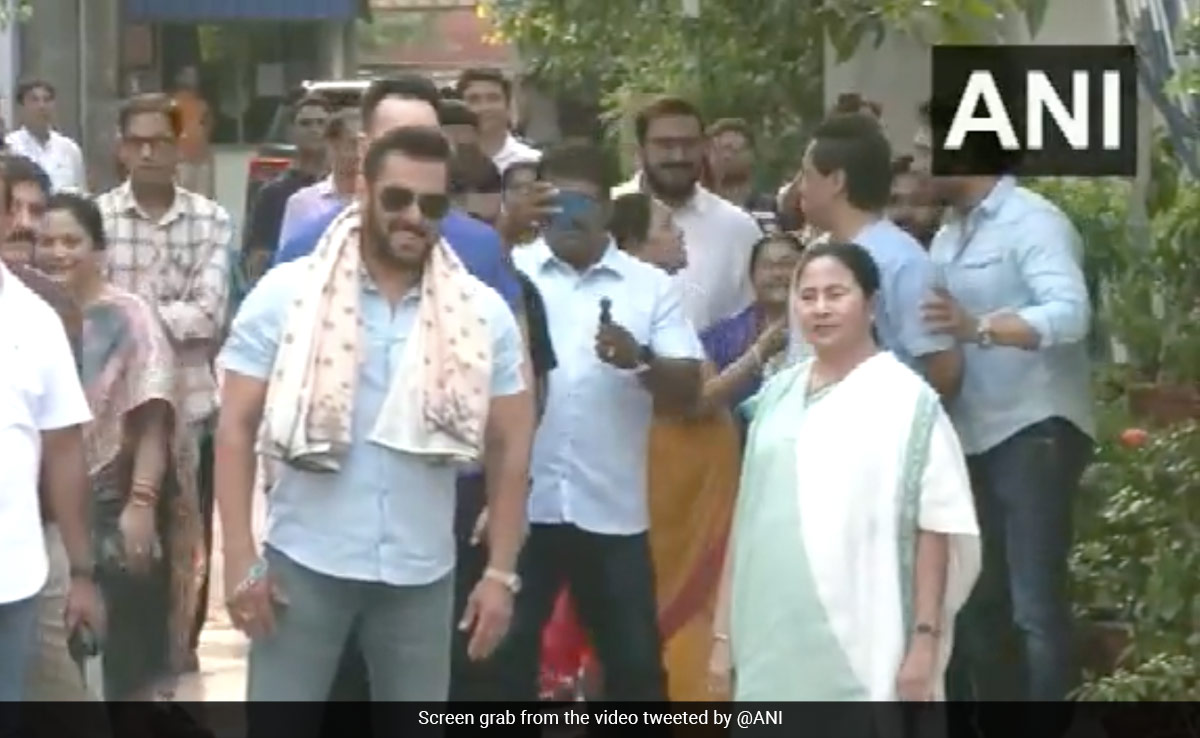 Watch: Salman Khan Meets Mamata Banerjee At Her Residence In Kolkata