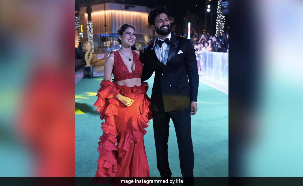 IIFA 2023: Sara Ali Khan, Vicky Kaushal, Abhishek Bachchan Lead Celeb Roll Call On The Green Carpet