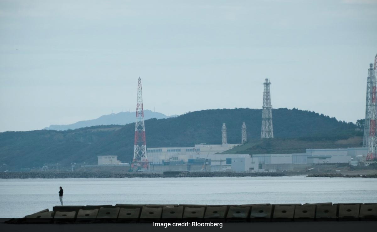 World's Biggest Nuclear Plant May Stay Shut As Papers Left On Car Roof
