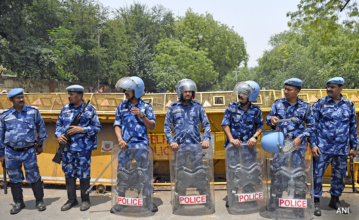 2,000 Security Personnel Deployed In Delhi As Farmers Join Wrestlers' Protest