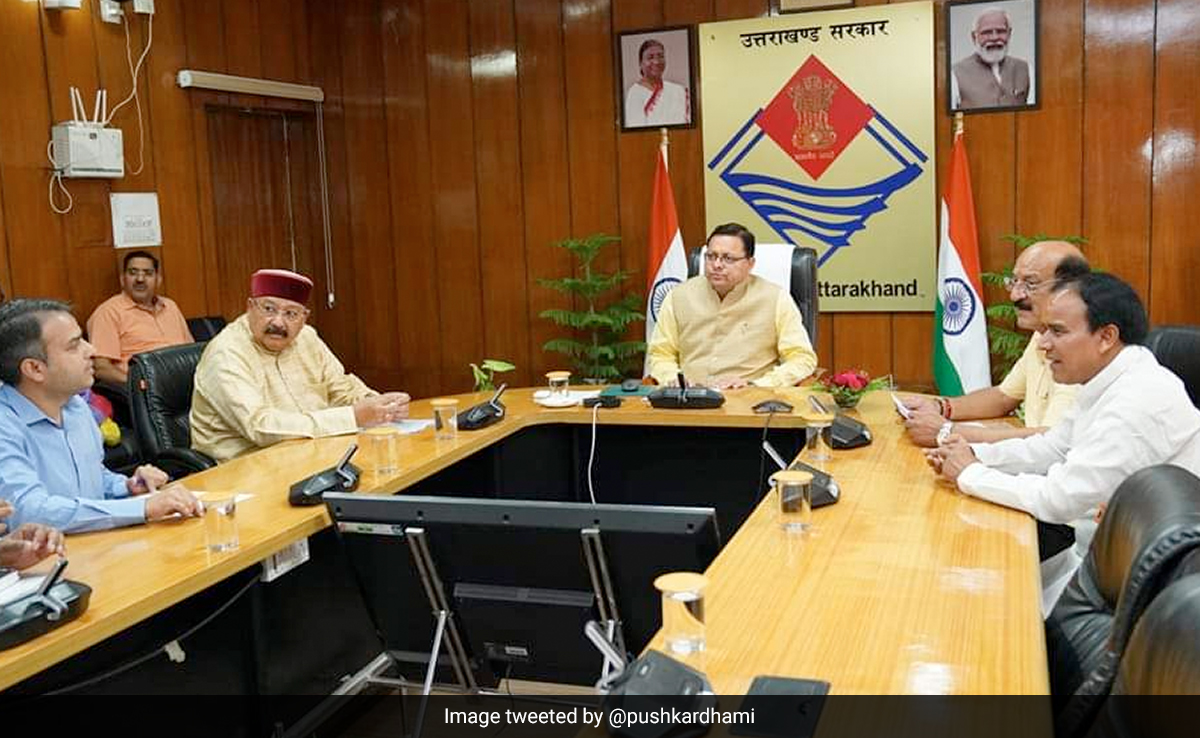 To Make Roads Pothole-Free, Uttarakhand Chief Minister Launches Mobile App