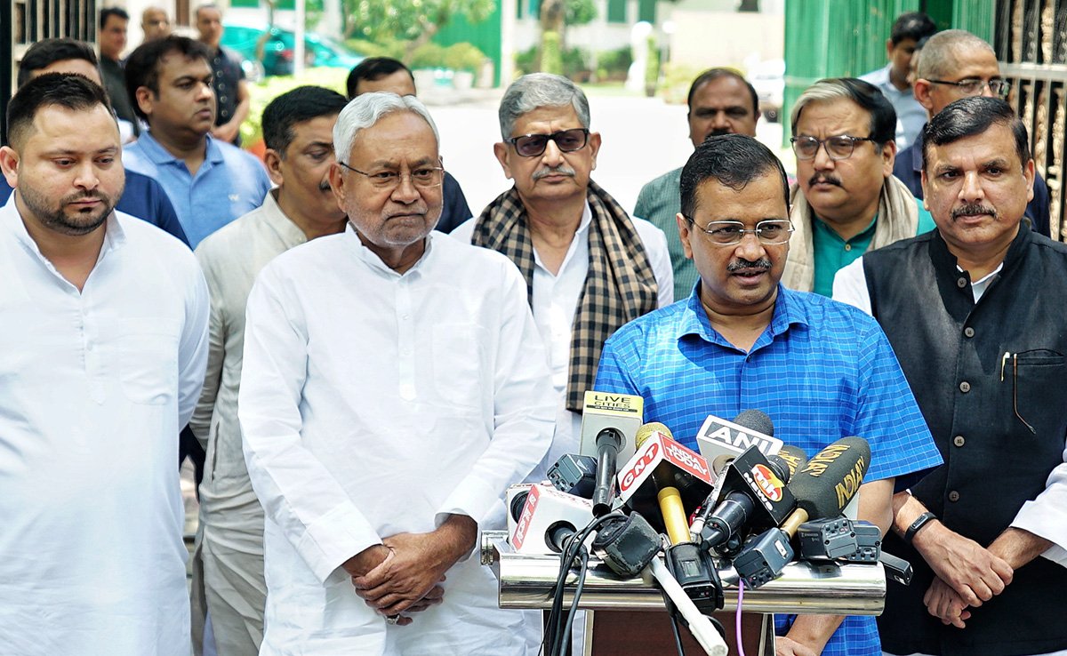 Arvind Kejriwal's Big Outreach To Opposition Leaders Amid AAP vs Centre