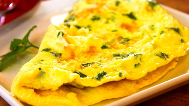 Eggs are rich in high-quality protein and B vitamins, which help convert food into energy
