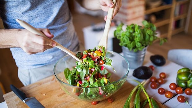 10 Colourful Salads That Will Uplift Your Mood and Keep You Energised
