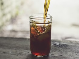 न्यूट्रिशनिस्ट से जानिए Iced Green Tea बनाने का तरीका, शरीर से निकलेंगे टॉक्सिन और घटने लगेगा वजन  न्यूट्रिशनिस्ट से जानिए Iced Green Tea बनाने का तरीका, शरीर से निकलेंगे टॉक्सिन और घटने लगेगा वजन