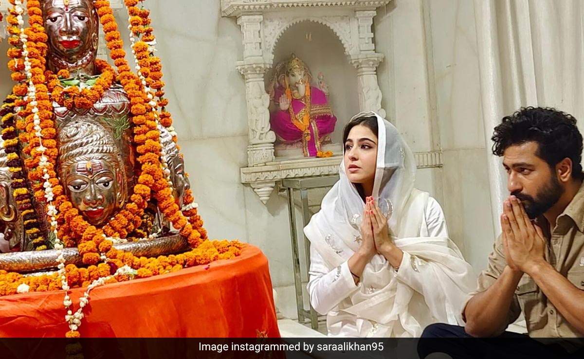 Inside Sara Ali Khan And Vicky Kaushal's <i>Zara Hatke Zara Bachke</i> Promotional Diaries In Lucknow