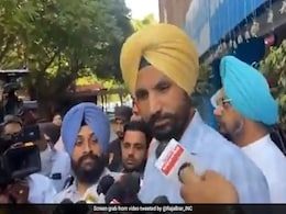 वडिंग ने मोगा में सिद्धू की रैली आयोजित करने को लेकर महेशिंदर, उनके बेटे को कांग्रेस से निलंबित किया वडिंग ने मोगा में सिद्धू की रैली आयोजित करने को लेकर महेशिंदर, उनके बेटे को कांग्रेस से निलंबित किया