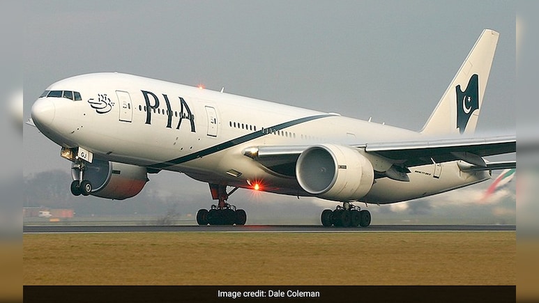 पाकिस्तान में कई उड़ानें रद्द, आखिर इंजीनियरों ने 'बगावत' क्यों कर दी है?