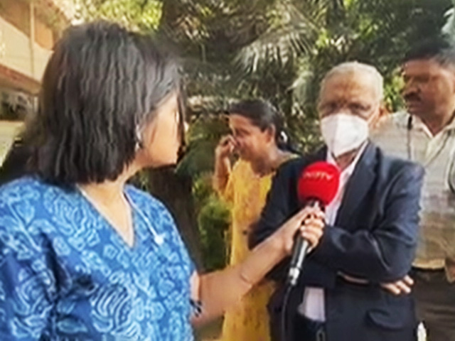 Watch: Infosys Founder Narayana Murthy Among Early Voters In Karnataka