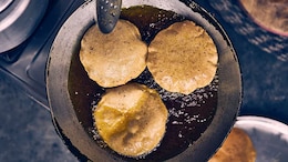 Puri Vs Luchi: What Sets Apart These Popular Deep-Fried Indian Breads? Find Out