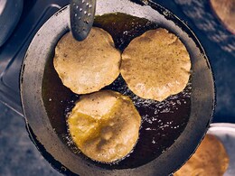 Puri Vs Luchi: What Sets Apart These Popular Deep-Fried Indian Breads? Find Out