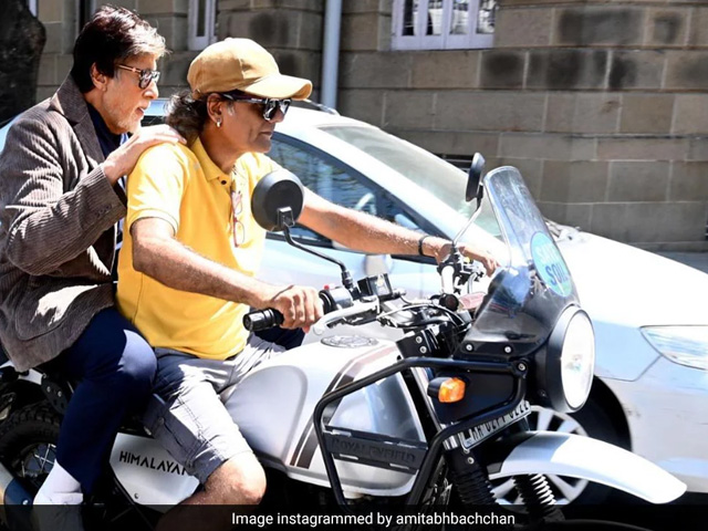 Amitabh Bachchan Clarifies On Helmet-Less Picture, Says Was 'Fooling Around'