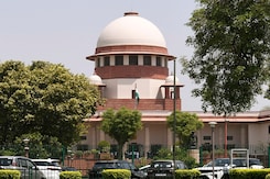 तलाक के लिए 6 महीने का इंतजार अब खत्म...SC के फैसले से कई लोगों को मिलेगी सहुलियत तलाक के लिए 6 महीने का इंतजार अब खत्म...SC के फैसले से कई लोगों को मिलेगी सहुलियत