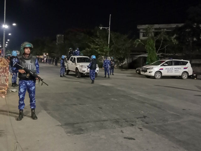 मणिपुर में कर्फ़्यू में ढील के बाद कैसे हैं हालात, देखिए ग्राउंड रिपोर्ट