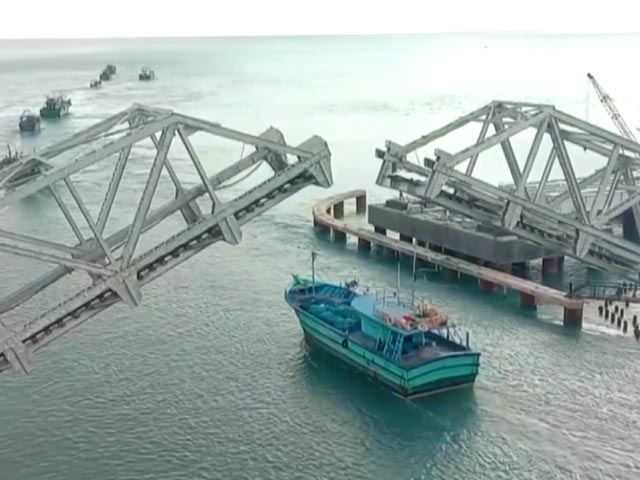 Watch: Iconic Tamil Nadu Bridge Opens Up For Passage Of Boats