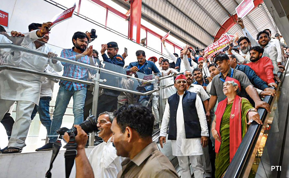 Akhilesh Yadav Campaigns For Civic Polls, Takes A Metro Ride In Lucknow