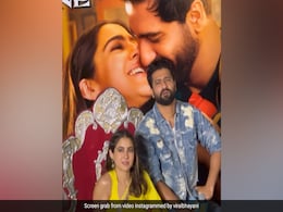 VIDEO: 'कैटरीना से अच्छी मिली तो तलाक दोगे?', सवाल सुन विक्की कौशल ने पकड़ा माथा, दिया ऐसा रिएक्शन VIDEO: 'कैटरीना से अच्छी मिली तो तलाक दोगे?', सवाल सुन विक्की कौशल ने पकड़ा माथा, दिया ऐसा रिएक्शन