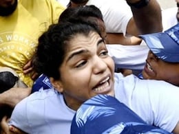 'बेटियां हार गईं' बृजभूषण सिंह यांच्या पुत्राला तिकीट मिळाल्यानंतर साक्षी मलिकचा संताप 'बेटियां हार गईं' बृजभूषण सिंह यांच्या पुत्राला तिकीट मिळाल्यानंतर साक्षी मलिकचा संताप