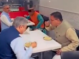 Watch: Railways Minister Ashwini Vaishnaw and Uttarakhand CM Pushkar Singh Dhami Enjoy Kulfi Watch: Railways Minister Ashwini Vaishnaw and Uttarakhand CM Pushkar Singh Dhami Enjoy Kulfi