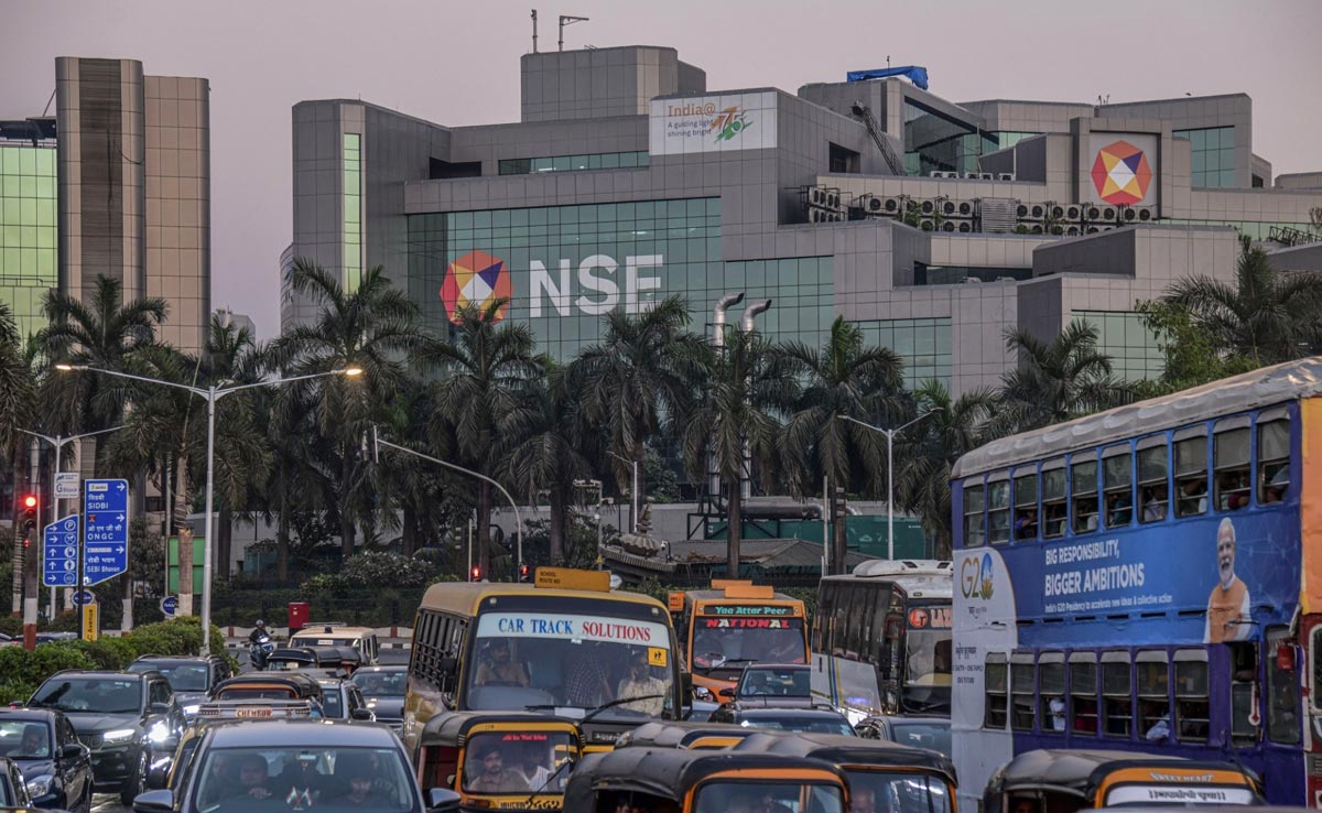 Global Fund Inflows Help Drive Indian Stocks Toward New Record
