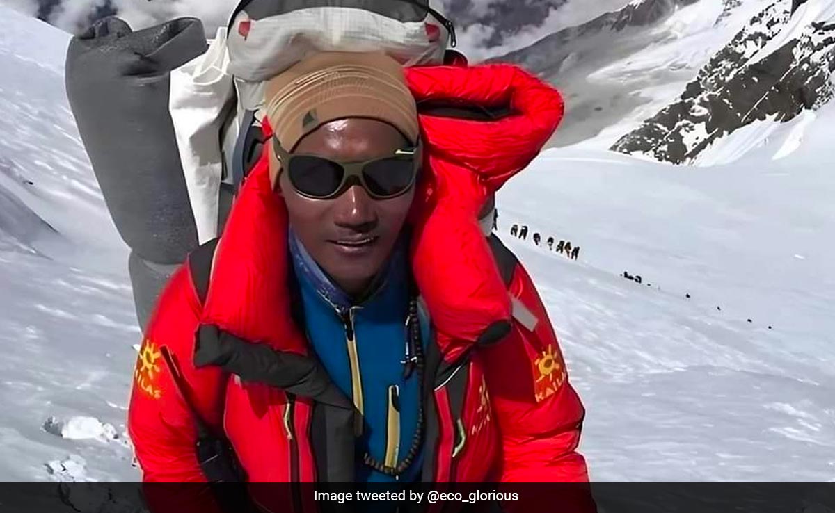 Nepali Climber Scales Mount Everest 28th Time, Creates New Record
