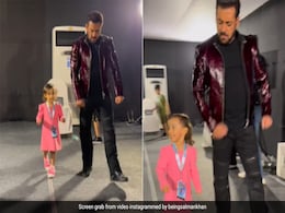 सलमान खान को फॉलो करती दिखीं भांजी आयत, क्यूट वीडियो देख फैंस बोले- आपको शादी कर लेनी चाहिए सलमान खान को फॉलो करती दिखीं भांजी आयत, क्यूट वीडियो देख फैंस बोले- आपको शादी कर लेनी चाहिए