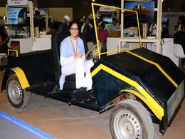 12वीं की छात्रा ने कर दिया कमाल, बना डाली किसानों के लिए फ्री में चलने वाली गाड़ी 12वीं की छात्रा ने कर दिया कमाल, बना डाली किसानों के लिए फ्री में चलने वाली गाड़ी