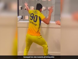 Watch: Deepak Chahar's Viral Dance In Hotel Lobby After CSK Lifted IPL Trophy For 5th Time Watch: Deepak Chahar's Viral Dance In Hotel Lobby After CSK Lifted IPL Trophy For 5th Time