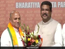 जेडीयू के पूर्व राष्ट्रीय अध्यक्ष आरसीपी सिंह बीजेपी में हुए शामिल, नीतीश कुमार पर कसा तंज जेडीयू के पूर्व राष्ट्रीय अध्यक्ष आरसीपी सिंह बीजेपी में हुए शामिल, नीतीश कुमार पर कसा तंज