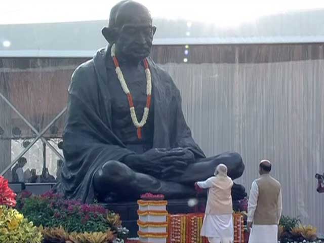 Watch: PM Pays Floral Tribute To Mahatma Gandhi At Parliament House