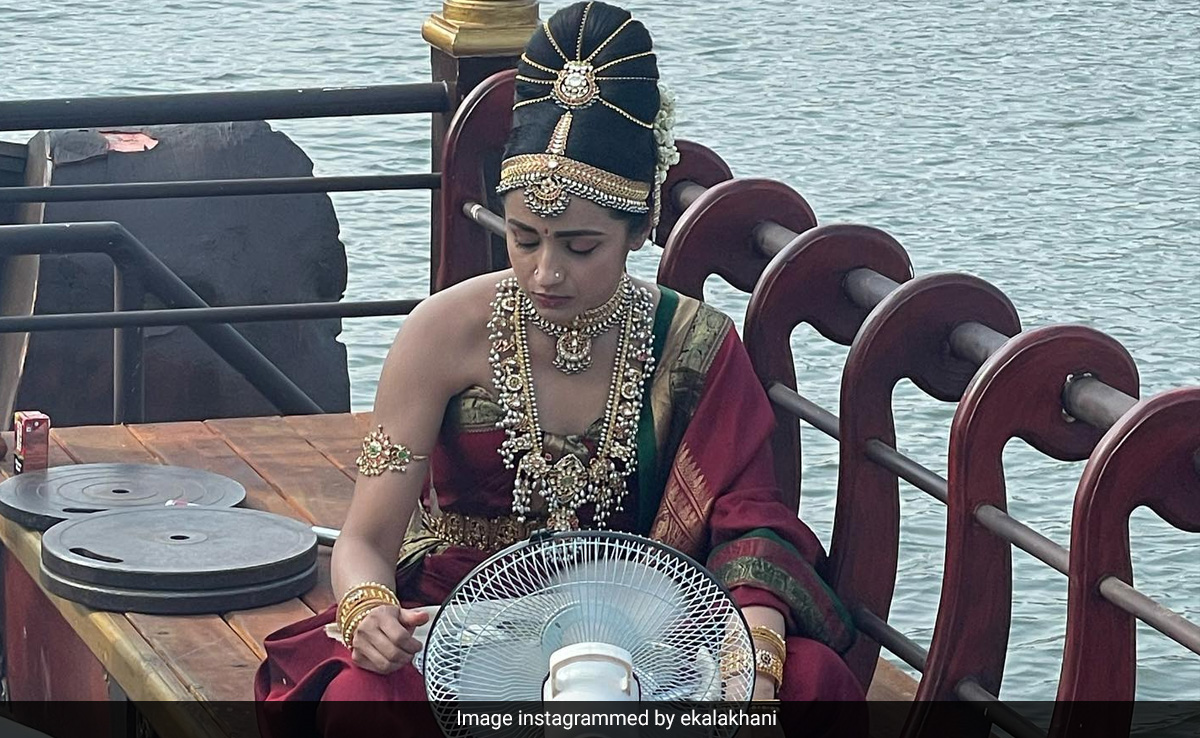 <i>PS-2</i> Shoot Was All Things Fun. Proof In BTS Pics Of Trisha, Karthi And Others