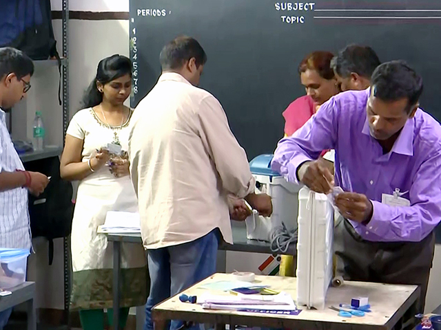 Karnataka Election 2023 Result: मतगणना शुरू, किसके सिर सजेगा जीत का सेहरा?