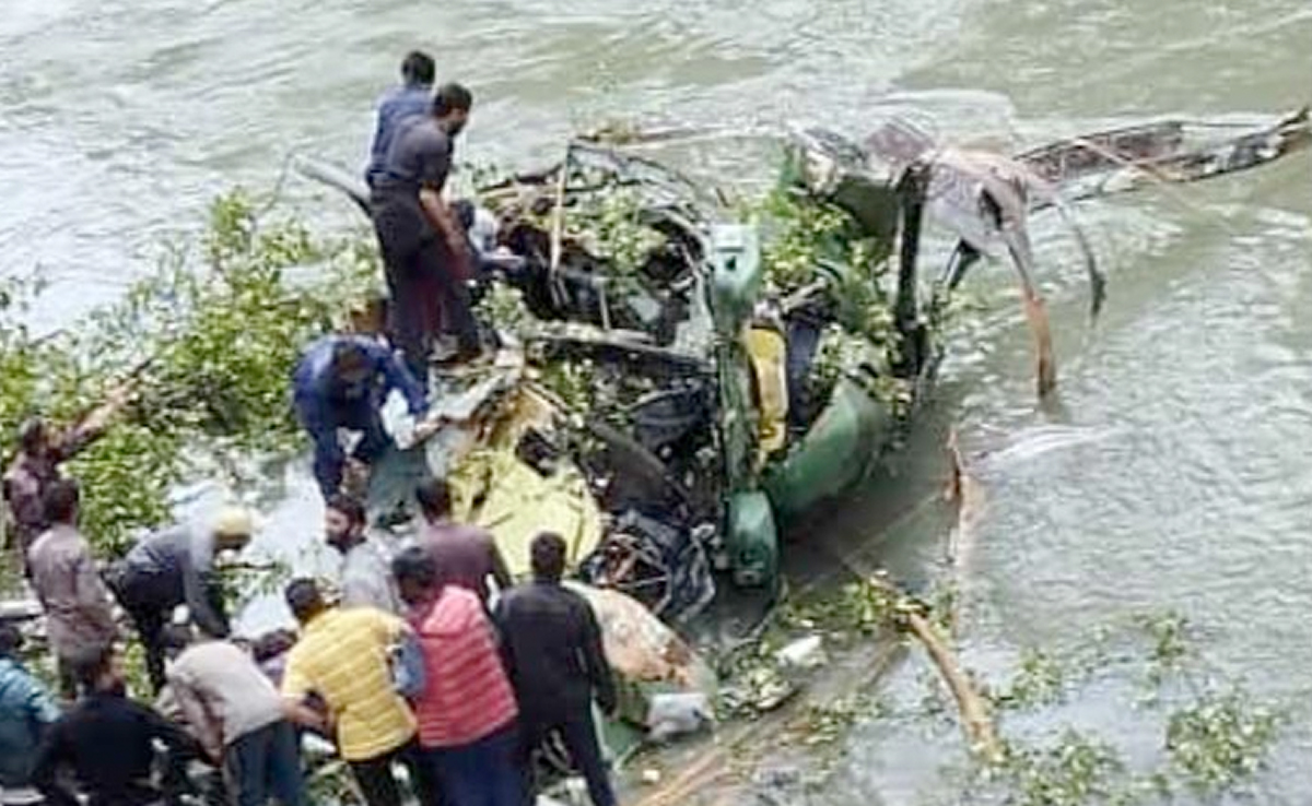 Army Grounds 'Dhruv' Chopper Fleet After J&K Crash That Killed 1: Sources