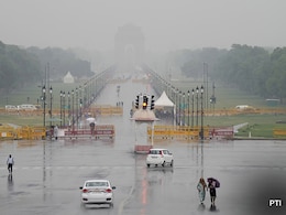 Rain Lashes Parts Of Delhi, More Showers Predicted For Next 2 Days Rain Lashes Parts Of Delhi, More Showers Predicted For Next 2 Days