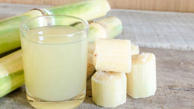 Chewing sugarcane occasionally can offer multiple health benefits