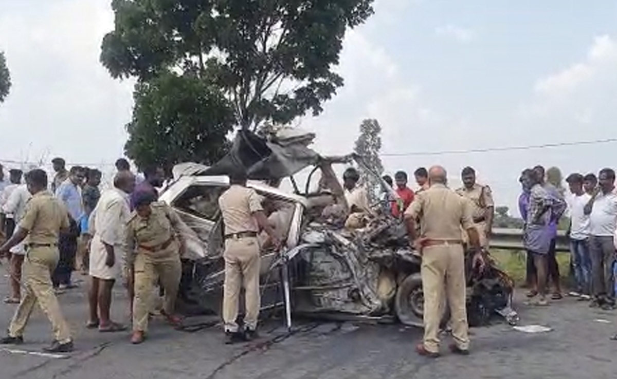 10 Dead In Innova, Bus Head-On Collision Near Mysuru