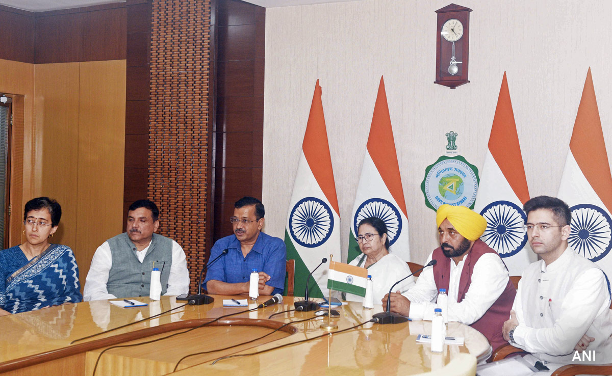 "Conspiracy Against Centre": BJP On Mamata Banerjee-Arvind Kejriwal Meet