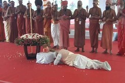 PM Modi Prostrates Before Historic Sceptre 'Sengol' PM Modi Prostrates Before Historic Sceptre 'Sengol'