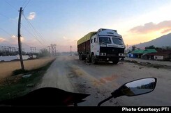 Cop Among 5 Killed As Fresh Violence Hits Manipur Cop Among 5 Killed As Fresh Violence Hits Manipur