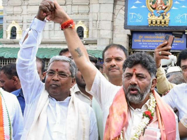 सिद्धारमैया या डीके शिवकुमार, कर्नाटक का अगला मुख्&zwj;यमंत्री कौन? दिल्&zwj;ली की बैठक में आज हो सकता है तय