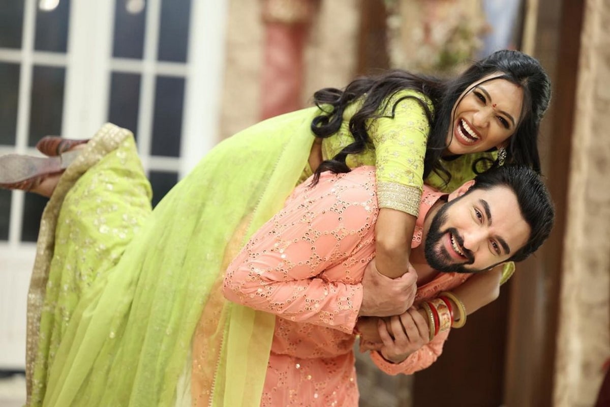 Aishwarya Khare and Rohit Suchanti's Fun Banter is Too Cute to be Missed