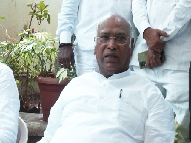 Bajrang Dal 'Ban' Backfires For Congress?