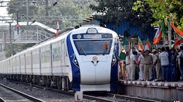 Vande Bharat Train: मुंबई-पुणे-सोलापूर 'वंदे भारत' एक्स्प्रेस डब्यांची संख्या वाढली; प्रवाशांना मोठा दिलासा