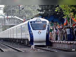 Vande Bharat Train: वैष्णोदेवीला जाणाऱ्या भाविकांसाठी खुशखबर! 4 नव्या वंदे भारत ट्रेन सुरु होणार, जाणून घ्या मार्ग Vande Bharat Train: वैष्णोदेवीला जाणाऱ्या भाविकांसाठी खुशखबर! 4 नव्या वंदे भारत ट्रेन सुरु होणार, जाणून घ्या मार्ग