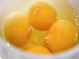 Egg Mask: अंडे का फेस पैक लगाकर देखा है कभी? चेहरे के ब्लैकहेड्स और जमी गंदगी हो जाती है दूर  Egg Mask: अंडे का फेस पैक लगाकर देखा है कभी? चेहरे के ब्लैकहेड्स और जमी गंदगी हो जाती है दूर