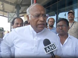 मणिपुर हिंसा: खरगे के नेतृत्व में कांग्रेस का प्रतिनिधिमंडल मंगलवार को राष्ट्रपति मुर्मू से करेगा मुलाकात मणिपुर हिंसा: खरगे के नेतृत्व में कांग्रेस का प्रतिनिधिमंडल मंगलवार को राष्ट्रपति मुर्मू से करेगा मुलाकात